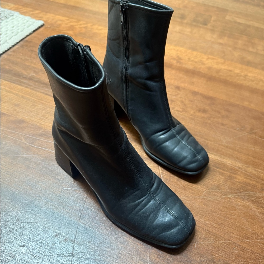 JEFFREY CAMPBELL Troye Bootie